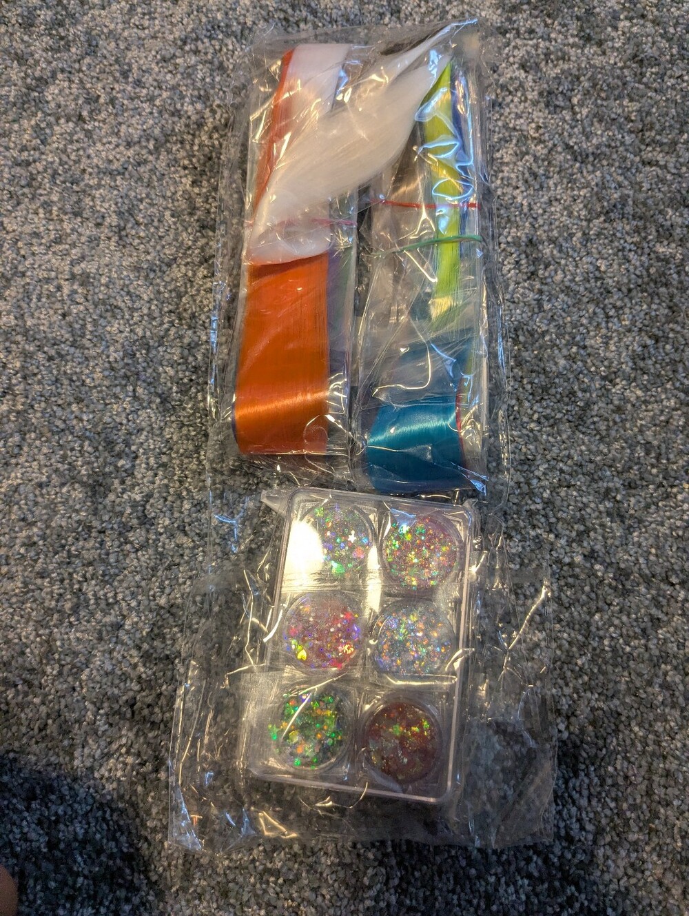 Assorted Synthetic Clip In Hair & Iridescent Glitter Cream Set